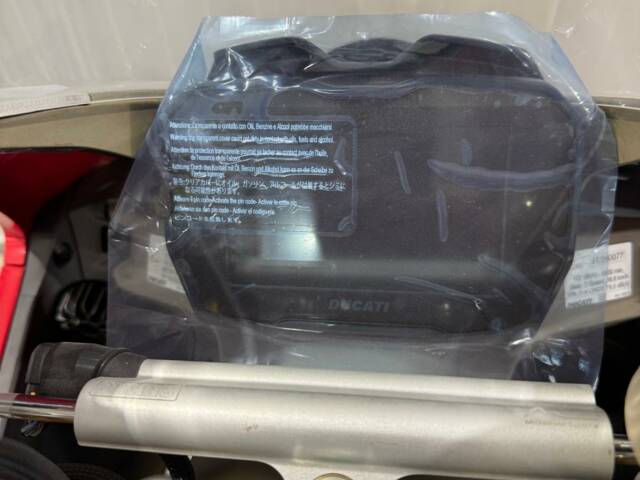 Ducati Panigale V4 R