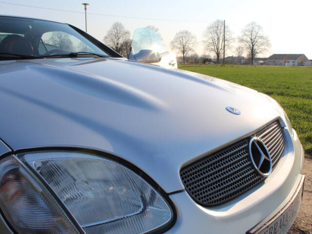 Mercedes-Benz SLK 320