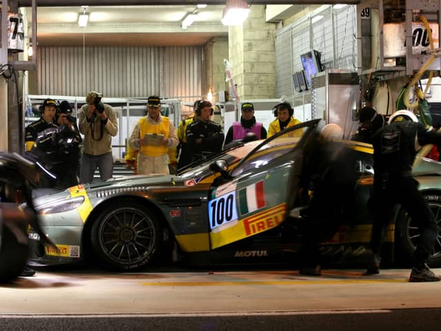 Aston Martin DBR9 GT1