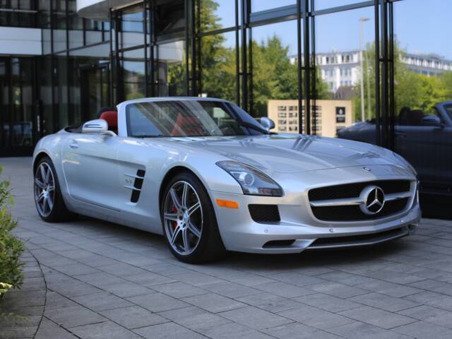 Mercedes-Benz SLS AMG Roadster