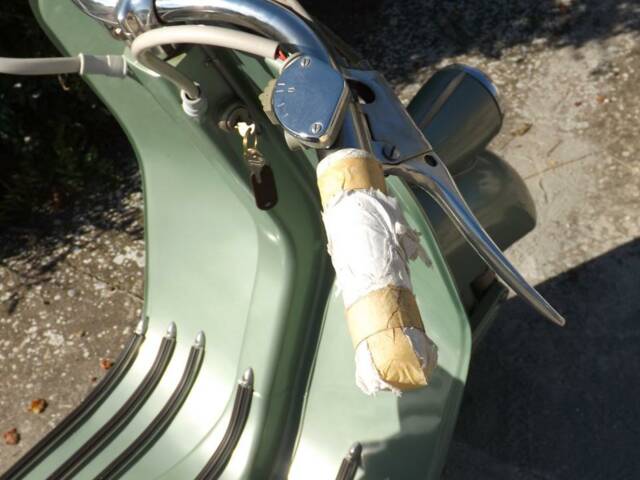 Piaggio Vespa 125