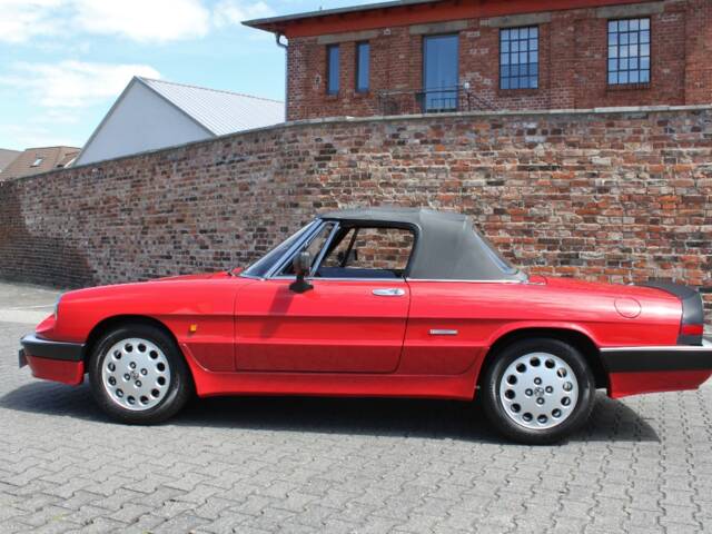 Alfa Romeo 2.0 Spider QV