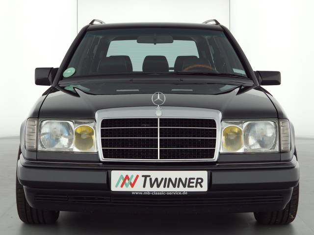 Mercedes-Benz 300 TE 24V - Das Mercedes-Benz 300-24 TE Modell