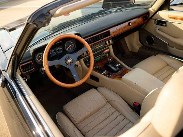 Jaguar XJ-S Convertible