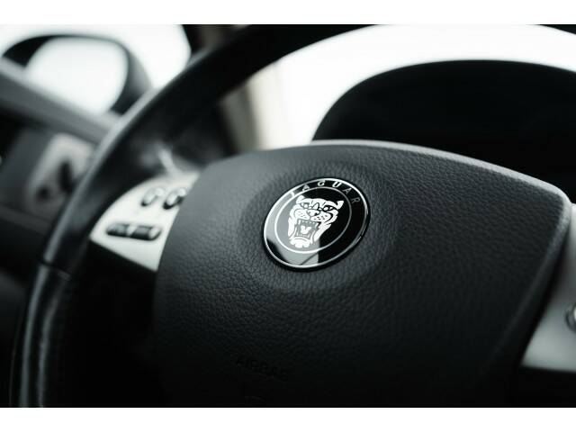 Jaguar XKR
