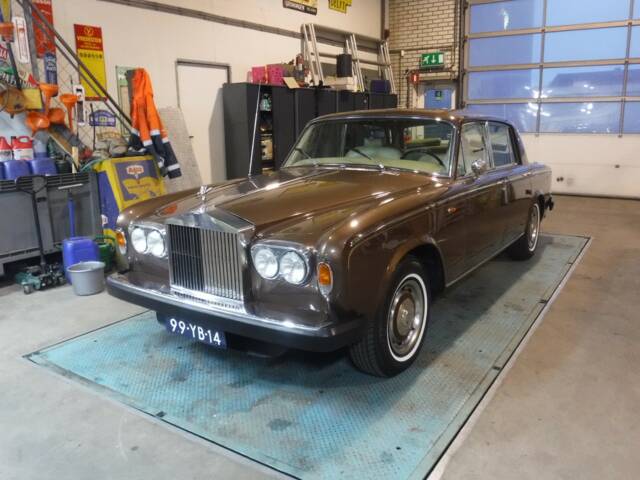 Imagen 1/50 de Rolls-Royce Silver Shadow II (1974)