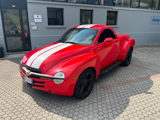 Bild 1/7 von Chevrolet SSR (2004)