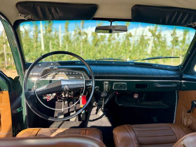 Volvo Amazon P220
