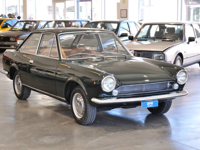 FIAT 124 Sport Coupe