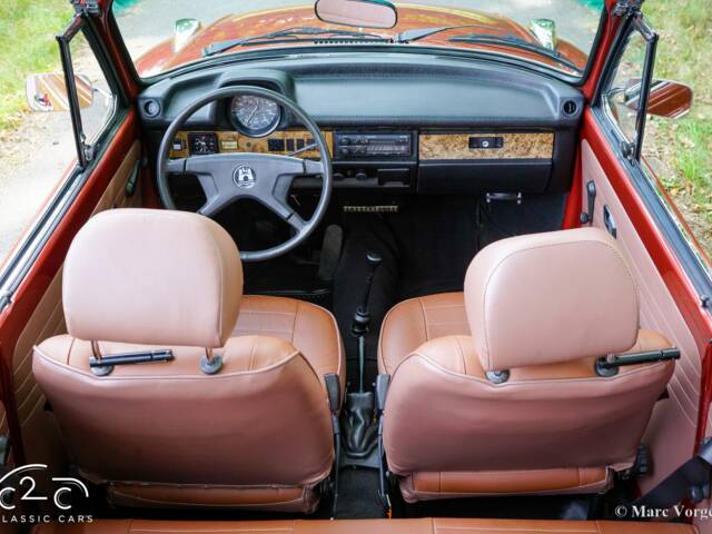 Volkswagen Käfer 1303 "Champagne Edition"