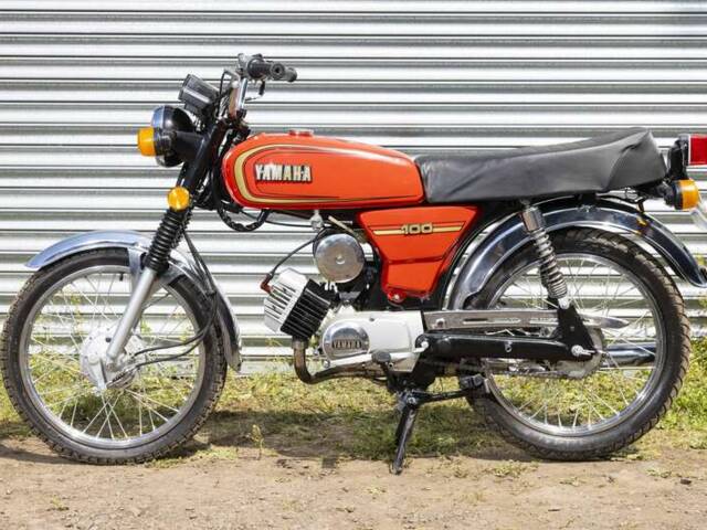 Yamaha YB 100