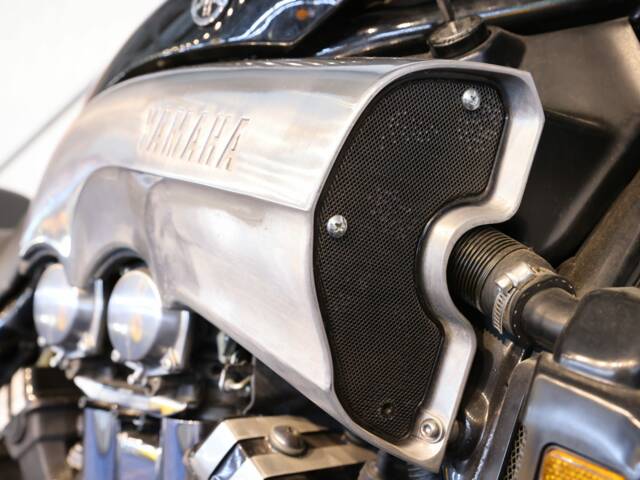 Yamaha V-Max 1200