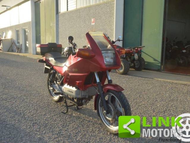 Bild 1/10 von BMW DUMMY (1986)
