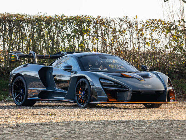 Immagine 1/50 di McLaren Senna (2019)