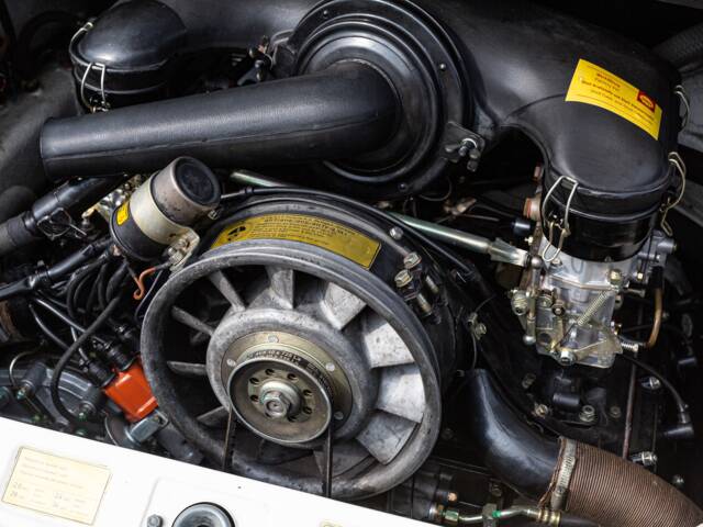 Porsche 911 2.4 T