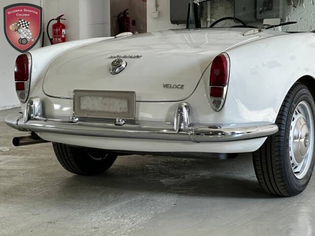 Alfa Romeo Giulia 1600 Spider Veloce