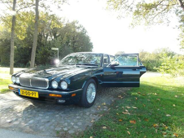 Jaguar XJ12 6.0
