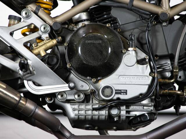 Ducati Monster 900