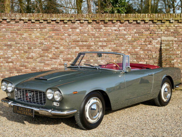 Bild 1/50 von Lancia Flaminia GT 2.8 3C Touring (1967)