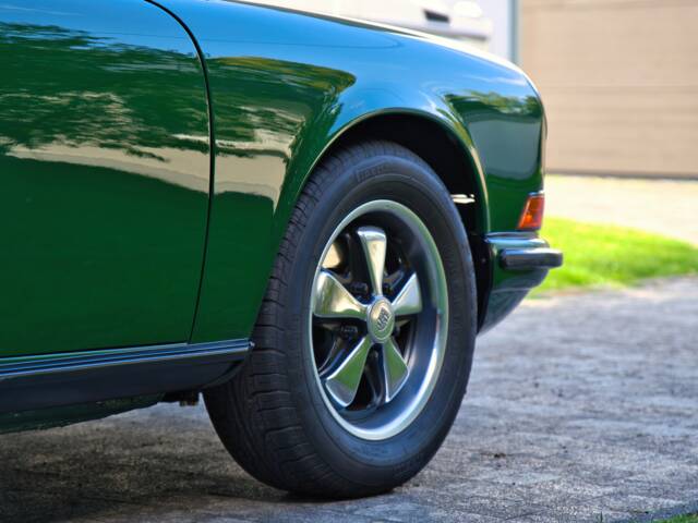 Porsche 911 2.4 T
