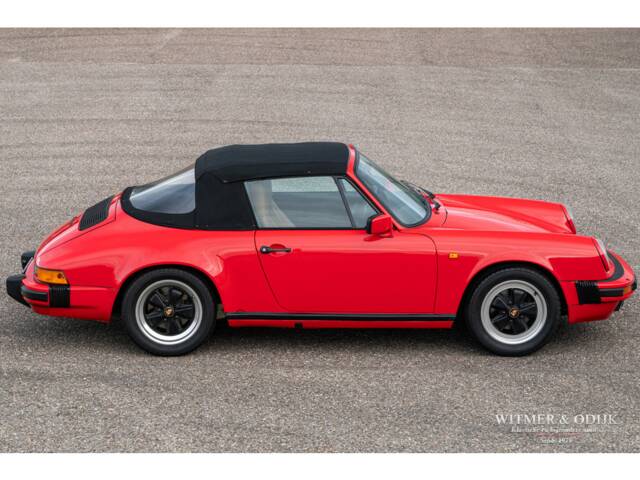 Porsche 911 Carrera 3.2