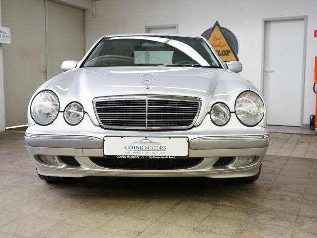 Mercedes-Benz E 200 Kompressor