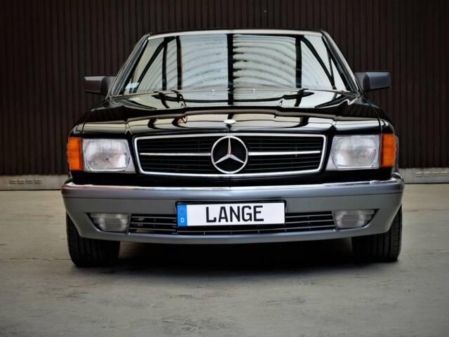 Immagine 1/7 di Mercedes-Benz 560 SEC (1991)