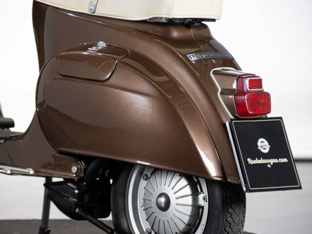 Piaggio Vespa 125 Primavera