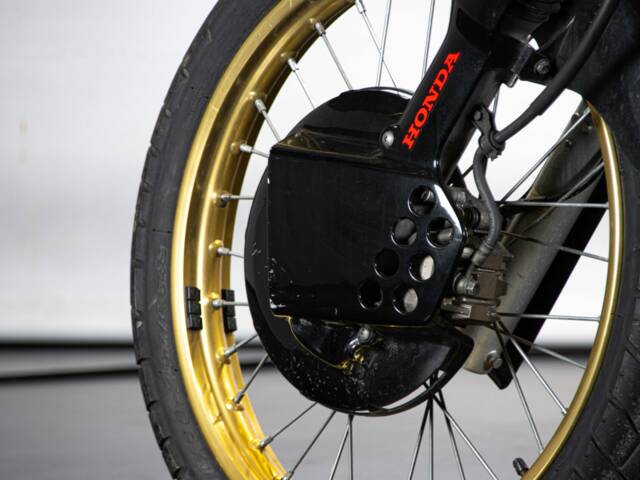 Honda NX 650 Dominator