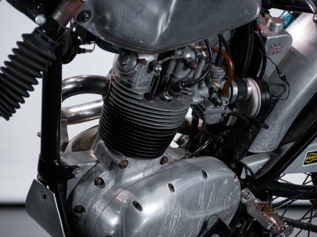 BSA 250 SS Gold Star