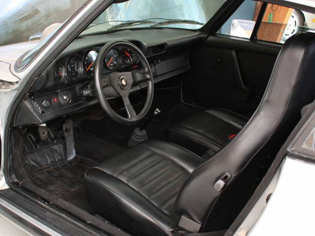 Porsche 911 2.7
