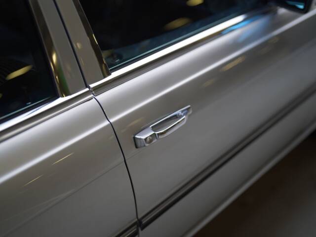 Mercedes-Benz 450 SEL 6,9