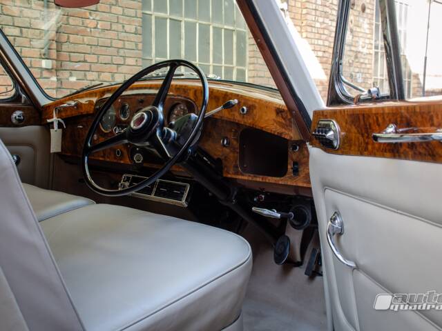 Rolls-Royce Phantom V
