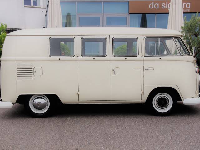Volkswagen T1 minibus