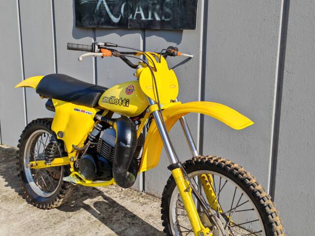 Ancillotti CRH Hiro 125