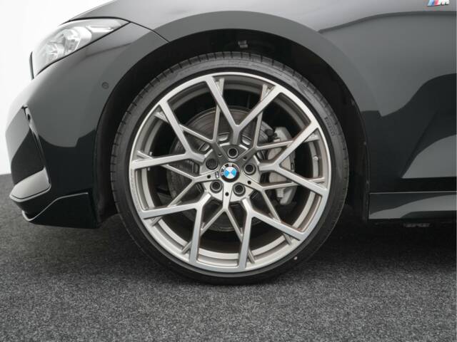 BMW 330i xDrive Touring