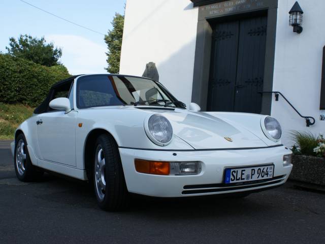 Porsche 911 Carrera 4