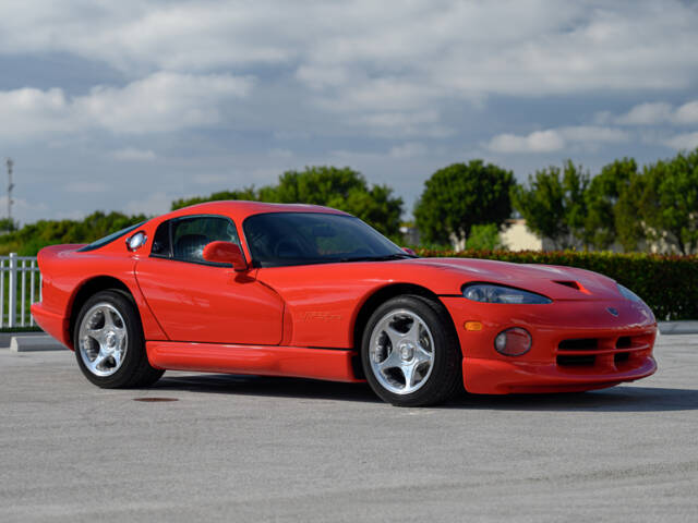 Bild 1/50 von Dodge Viper GTS (1997)