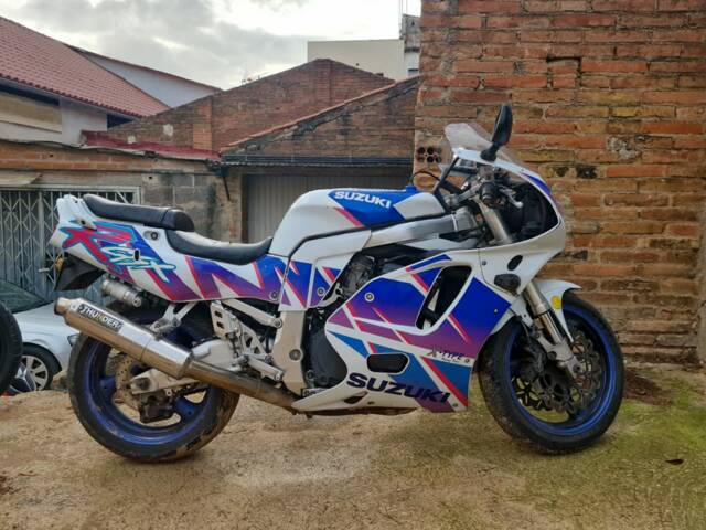 Suzuki GSX-R 750