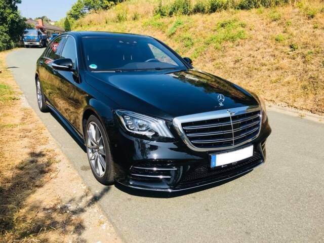 Immagine 1/16 di Mercedes-Benz S 560 L 4MATIC (2018)