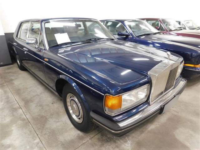 Rolls-Royce Silver Spirit