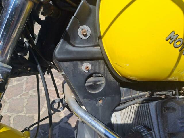 Moto Guzzi Nevada 750