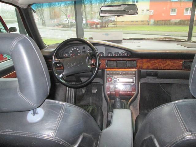 Audi V8 3.6