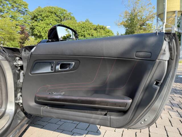 Mercedes-Benz SLS AMG GT Roadster