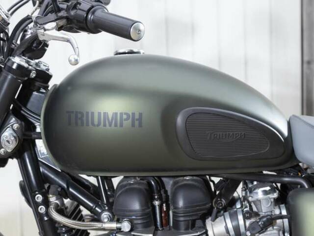 Triumph Bonneville T100 McQueen