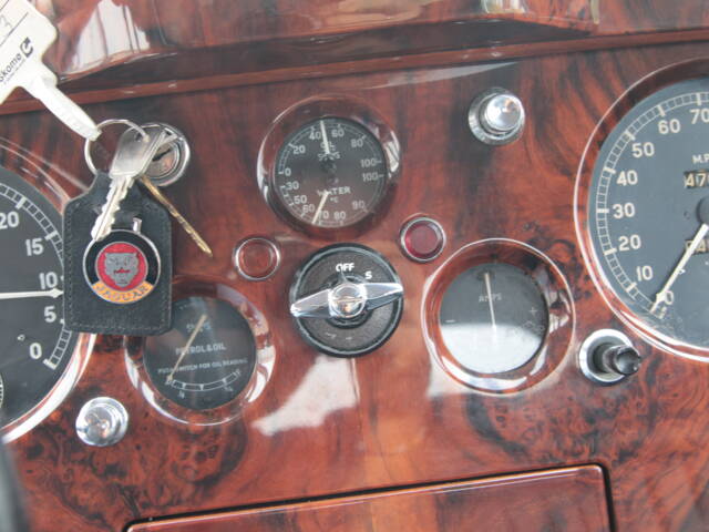 Jaguar XK 120 FHC