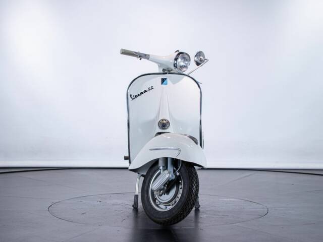 Piaggio Vespa 160 GS