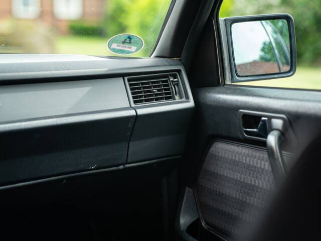 Mercedes-Benz 190 E