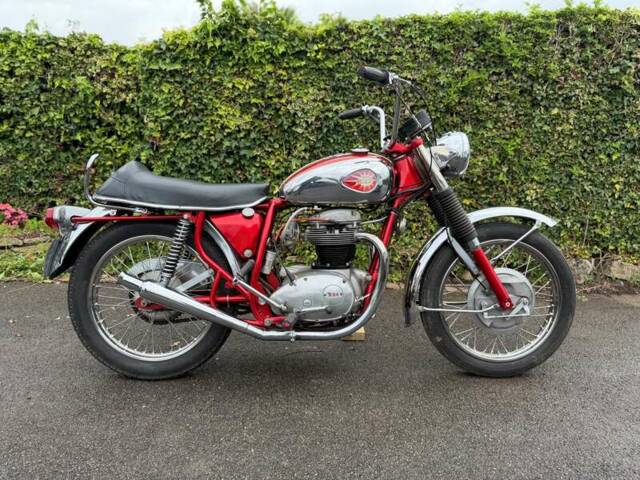 BSA A 65 Thunderbolt