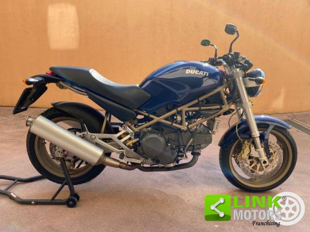 Image 1/9 of Ducati DUMMY (2000)